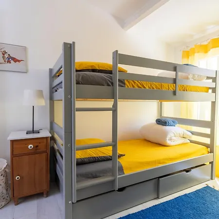 Belle Maison Bleu Azur *