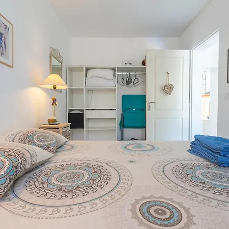 Belle Maison Bleu Azur Casa de Férias *