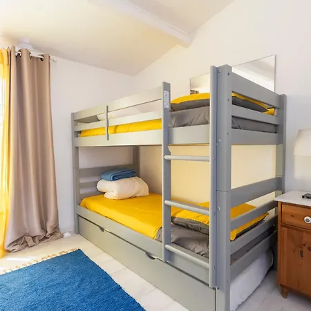 Belle Maison Bleu Azur *